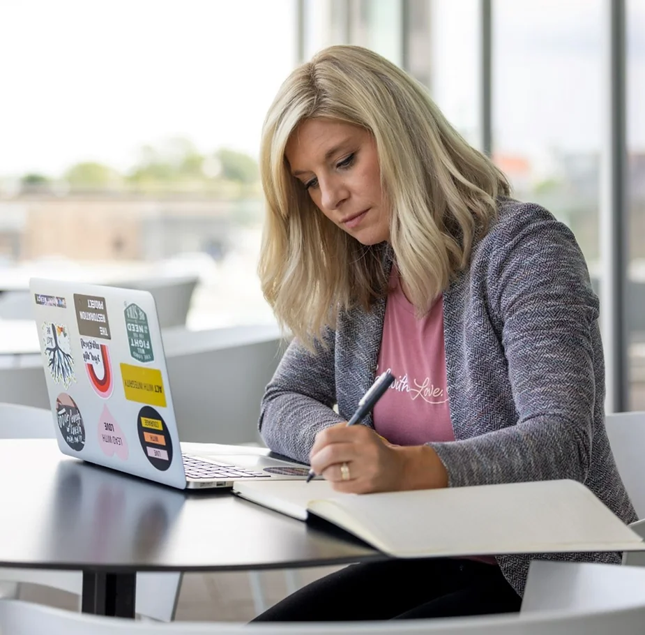 women working on laptop